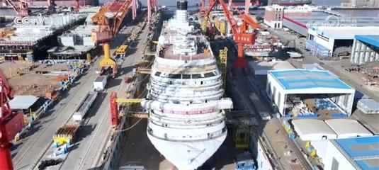 国产首艘大型邮轮交付 中国造船业提质升级驶出"新航迹"