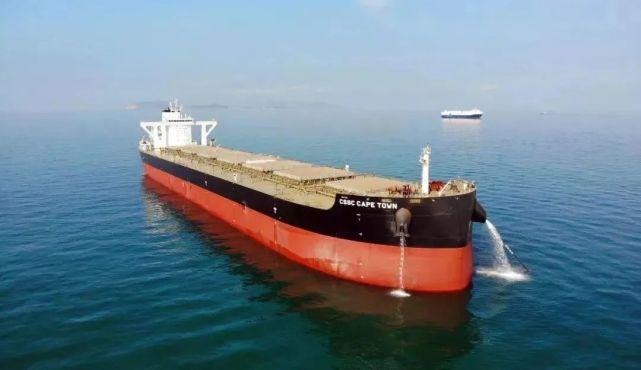 布局,公司承接了批量76000吨级散货船并成为公司民船系列的重点产品